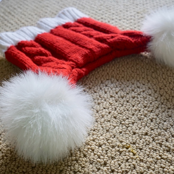 FUNKY Santa Clause Christmas hat with two pompoms - Picture 3 of 4